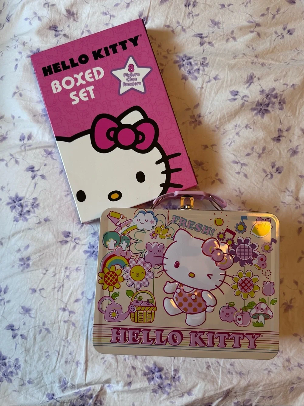 NEW Hello Kitty Tin Lunch Box & 8 Early Reader Picture Clues Books Boxed Set